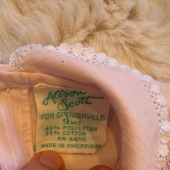 Vintage Pink Smocked Embroidery Baby Dress 6-9 months - Picture 2 of 4